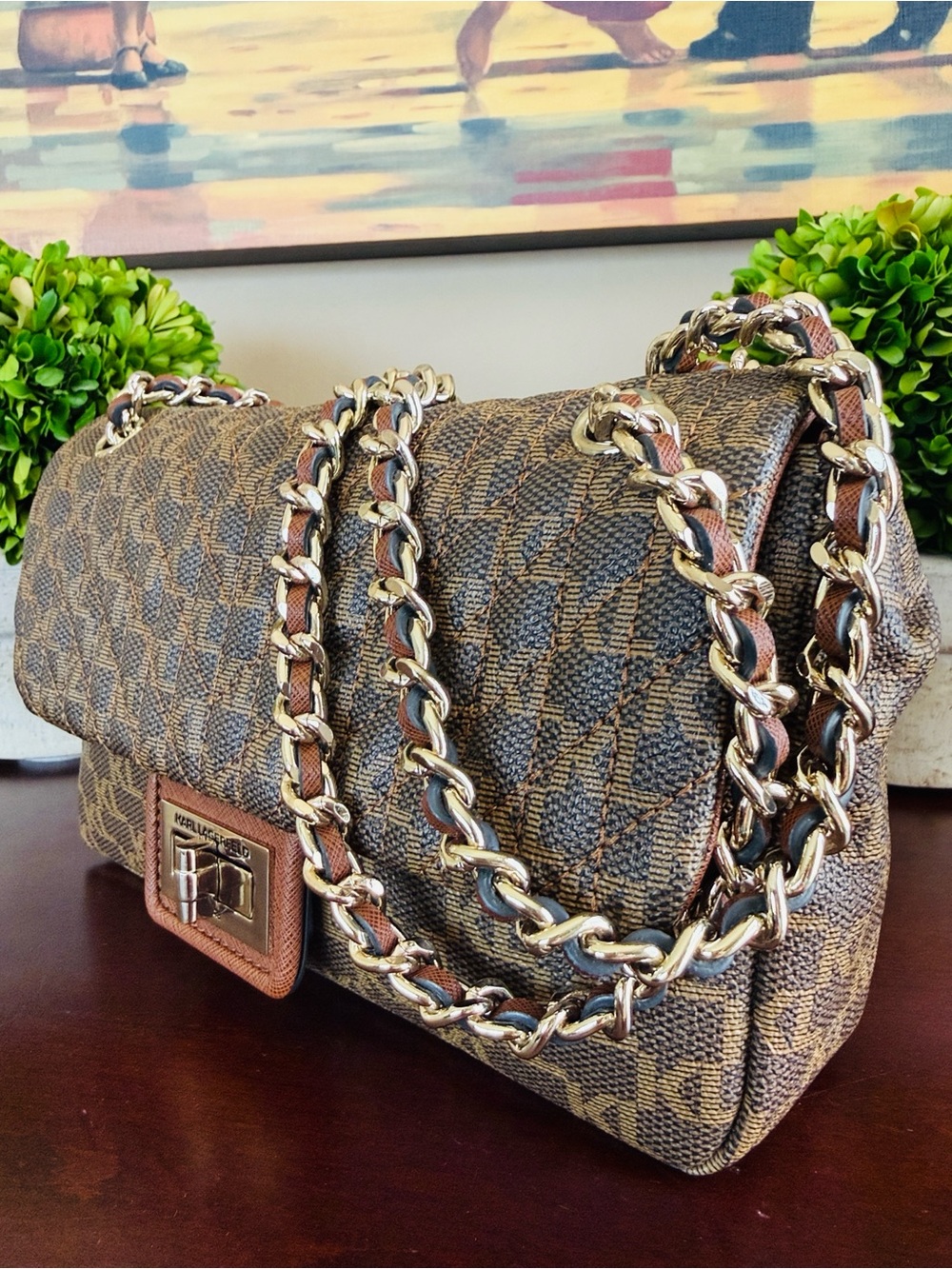 KARL LAGERFELD PARIS 🤎BROWN🤎 MONOGRAM QUILTED AGYNESS SHOULDER BAG 🌟EUC🌟